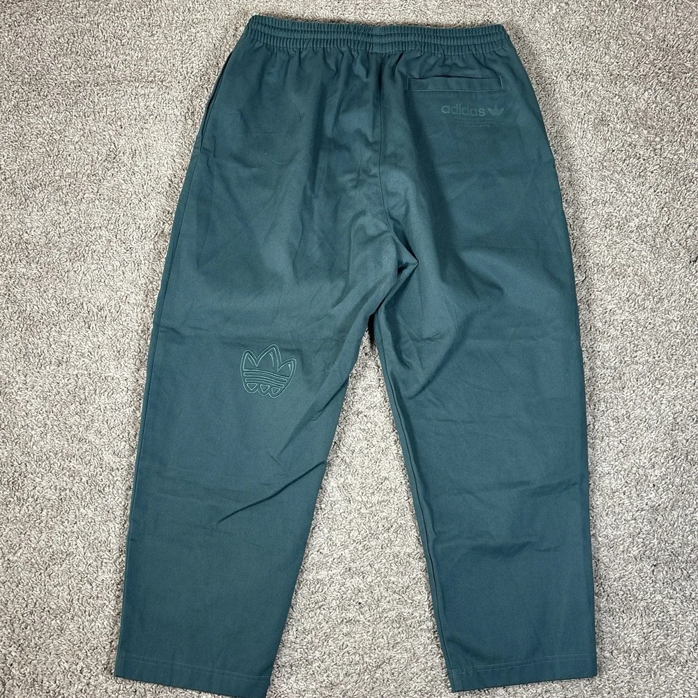 Adidas Originals Graphics Campus Chino Pants‎ Mens Large Mineral Green HN1672